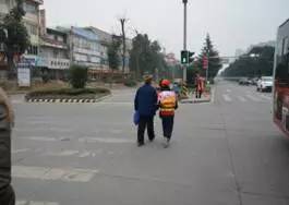 体验义务交通劝导，倡导安全文明出行(图9)