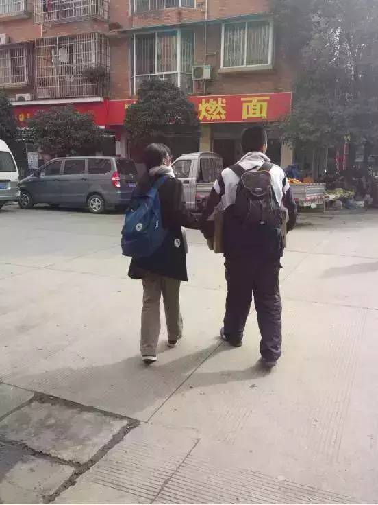 走出象牙塔 拥抱大世界(图8)
